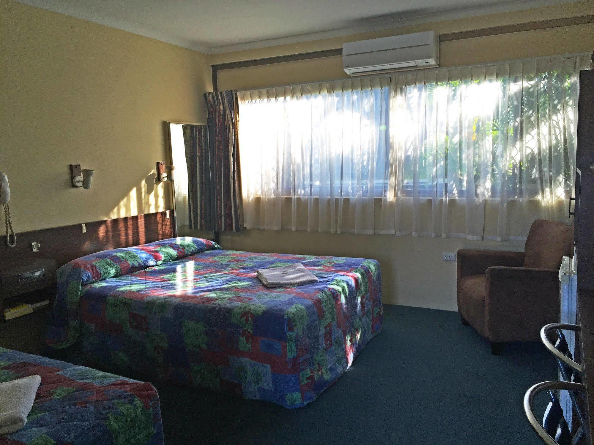 Casa Nostra Motel Mackay Exterior foto